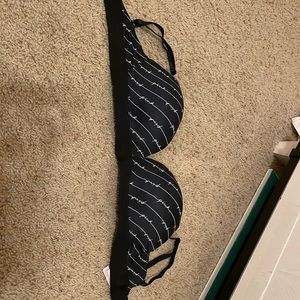 Victoria’s Secret bra